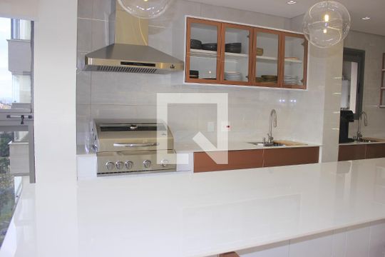 Cozinha de apartamento à venda com 3 quartos, 150m² em Centro, Guarulhos