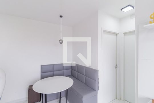 Sala de apartamento à venda com 2 quartos, 46m² em Umuarama, Osasco