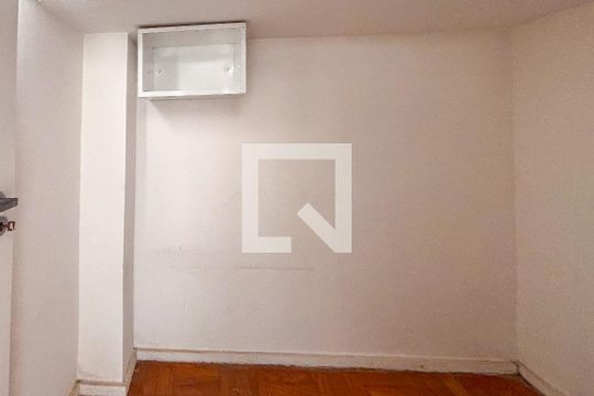 Quarto de Serviço de apartamento para alugar com 3 quartos, 117m² em Pinheiros, São Paulo