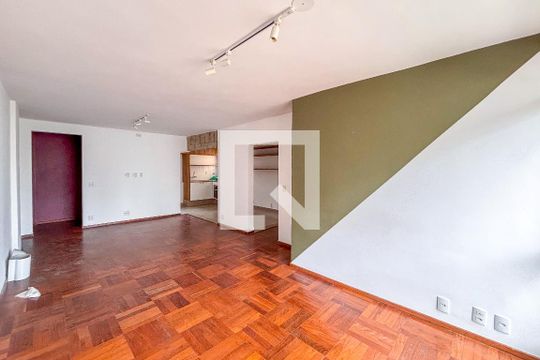 Apartamento para alugar com 3 quartos, 117m² em Pinheiros, São Paulo
