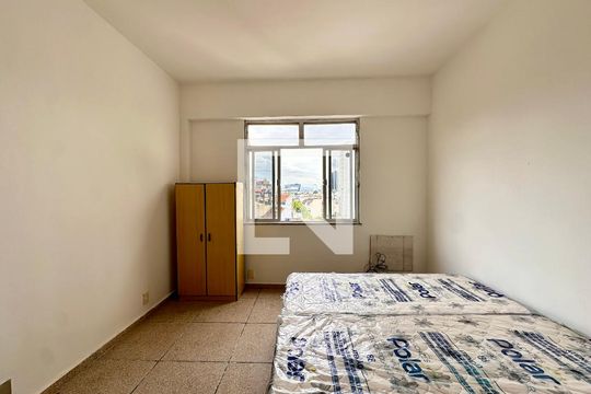 Quarto de apartamento à venda com 1 quarto, 42m² em Saúde, Rio de Janeiro