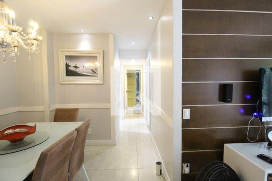 Sala - Corredor de apartamento para alugar com 3 quartos, 88m² em Pechincha, Rio de Janeiro