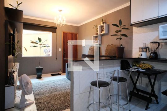 Sala/Cozinha de casa de condomínio para alugar com 2 quartos, 57m² em Vila Buenos Aires, São Paulo