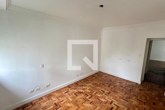 Suíte de apartamento para alugar com 2 quartos, 120m² em Cerqueira César, São Paulo