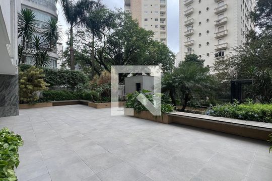 Área comum de apartamento para alugar com 2 quartos, 120m² em Cerqueira César, São Paulo