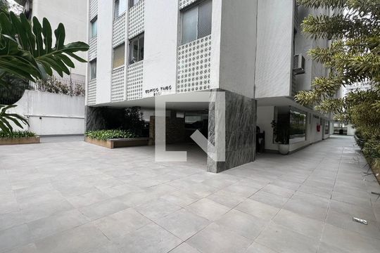 Área comum de apartamento para alugar com 2 quartos, 120m² em Cerqueira César, São Paulo