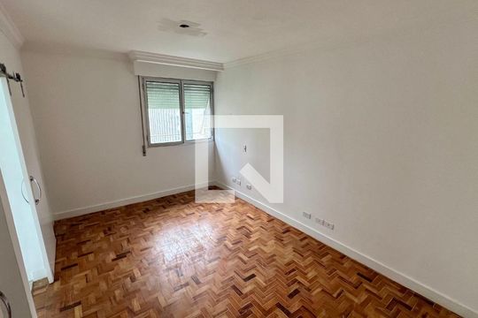 Suíte de apartamento para alugar com 2 quartos, 120m² em Cerqueira César, São Paulo
