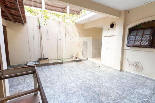 Área comum de casa para alugar com 2 quartos, 180m² em Parque Cruzeiro do Sul (vila Formosa), São Paulo