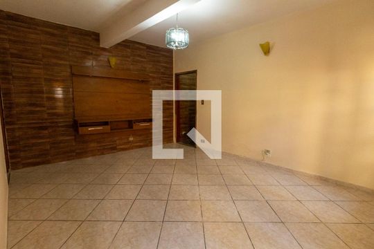 Casa para alugar com 2 quartos, 180m² em Parque Cruzeiro do Sul (vila Formosa), São Paulo