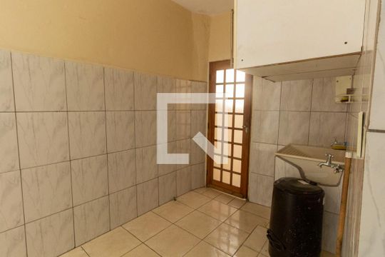 Área de Serviço de casa para alugar com 2 quartos, 180m² em Parque Cruzeiro do Sul (vila Formosa), São Paulo