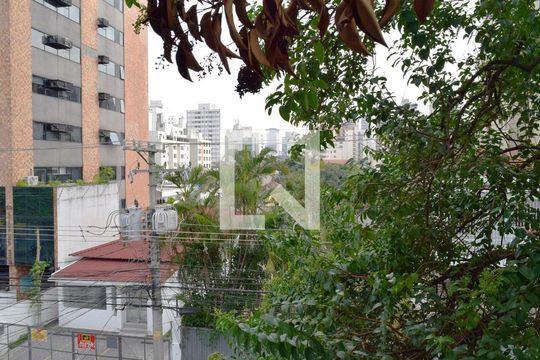 Vista da varanda de apartamento para alugar com 2 quartos, 72m² em Pinheiros, São Paulo