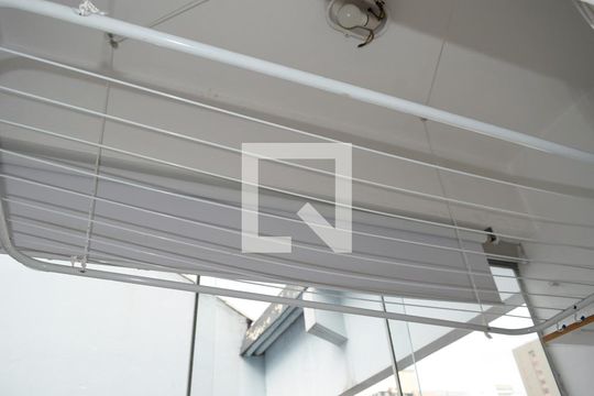 Área de Serviço de apartamento para alugar com 2 quartos, 72m² em Pinheiros, São Paulo