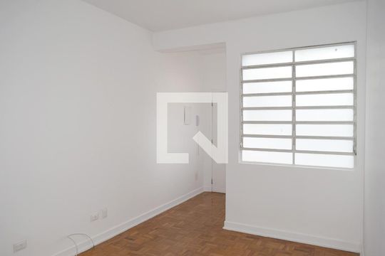 Sala de apartamento para alugar com 2 quartos, 72m² em Pinheiros, São Paulo