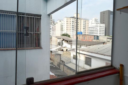 Área de Serviço de apartamento para alugar com 2 quartos, 72m² em Pinheiros, São Paulo