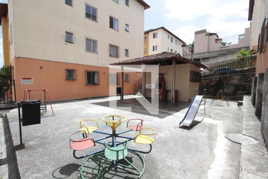 Área comum - Playground de apartamento para alugar com 2 quartos, 59m² em Camargos, Belo Horizonte