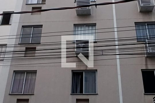 placa de apartamento para alugar com 2 quartos, 55m² em Jardim Jasmim, Nova Iguaçu