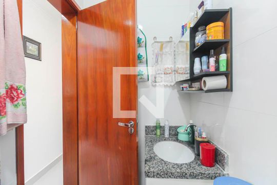 Banheiro de apartamento à venda com 2 quartos, 58m² em Chácara Belenzinho, São Paulo