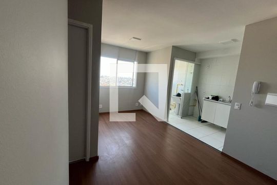 Sala de apartamento para alugar com 2 quartos, 46m² em Americanópolis, São Paulo