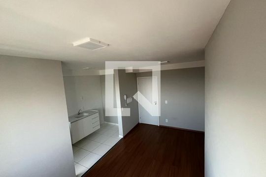 Sala de apartamento para alugar com 2 quartos, 46m² em Americanópolis, São Paulo
