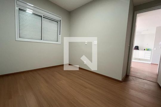 Quarto 1 de apartamento para alugar com 2 quartos, 46m² em Americanópolis, São Paulo