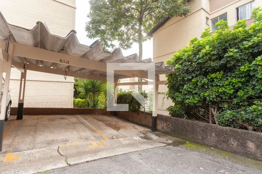 Garagem (1vaga) de apartamento à venda com 2 quartos, 50m² em Cidade Ademar, São Paulo
