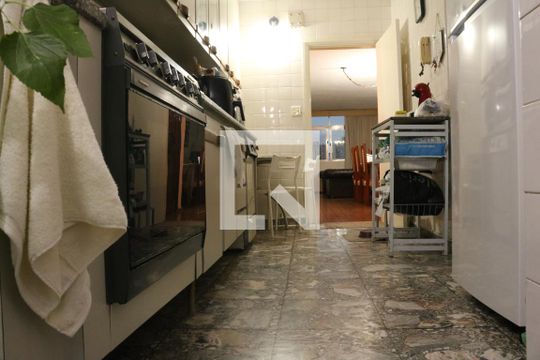Cozinha de apartamento à venda com 3 quartos, 130m² em Campos Elíseos, São Paulo