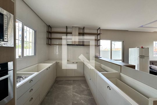 Cozinha de casa à venda com 3 quartos, 230m² em Campina, São Leopoldo