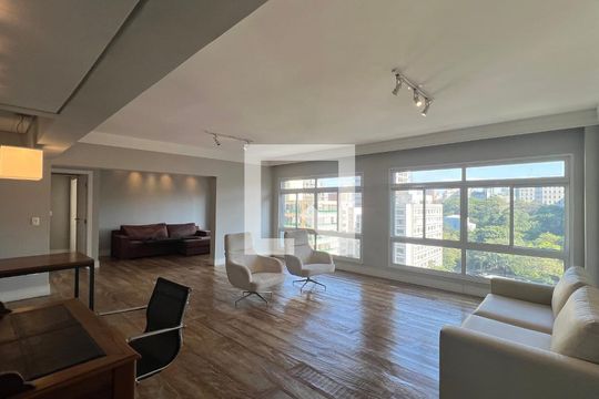 Apartamento para alugar com 2 quartos, 180m² em Cerqueira César, São Paulo