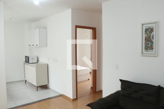Sala de apartamento para alugar com 2 quartos, 50m² em Jardim Alvorada, Nova Iguaçu