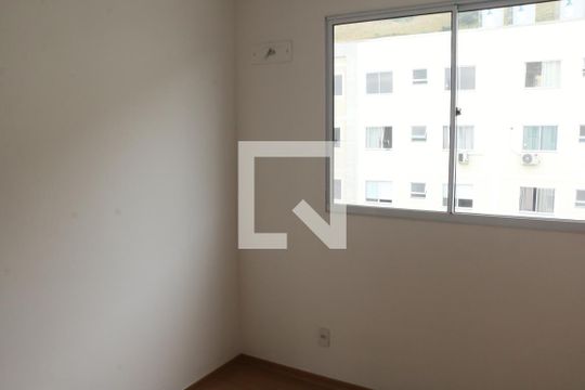 Quarto 1 de apartamento para alugar com 2 quartos, 50m² em Jardim Alvorada, Nova Iguaçu