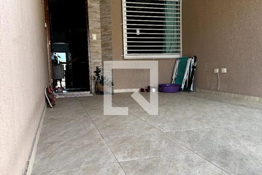Garagem de casa à venda com 3 quartos, 160m² em Cidade Patriarca, São Paulo
