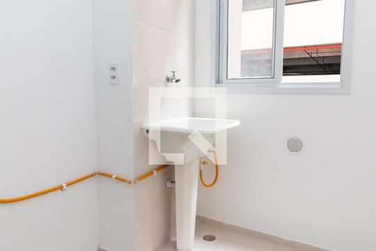 Área de Serviço de apartamento para alugar com 2 quartos, 38m² em Jardim America da Penha, São Paulo