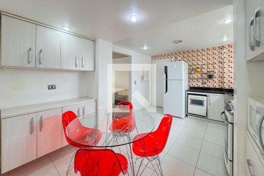 Cozinha de apartamento à venda com 3 quartos, 105m² em Vila Mariana, São Paulo