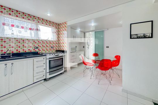 Cozinha de apartamento à venda com 3 quartos, 105m² em Vila Mariana, São Paulo