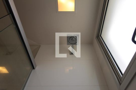 Banheiro da Suíte de apartamento para alugar com 2 quartos, 1427m² em Castelo, Belo Horizonte