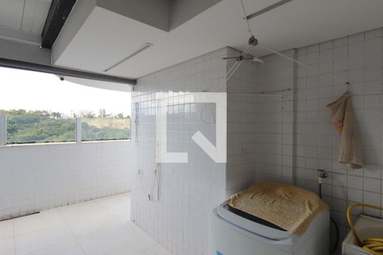 Área de Serviço de apartamento para alugar com 2 quartos, 1427m² em Castelo, Belo Horizonte