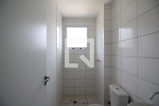 Banheiro Social de apartamento à venda com 2 quartos, 43m² em Taquara, Rio de Janeiro