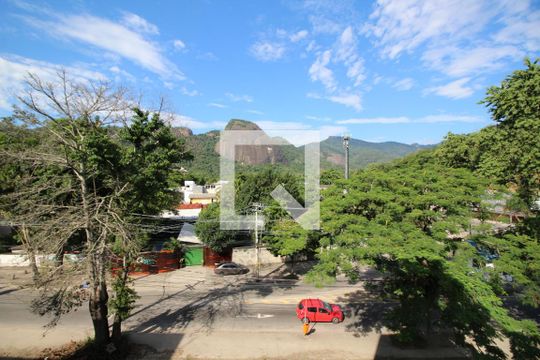 Vista de apartamento à venda com 2 quartos, 43m² em Taquara, Rio de Janeiro
