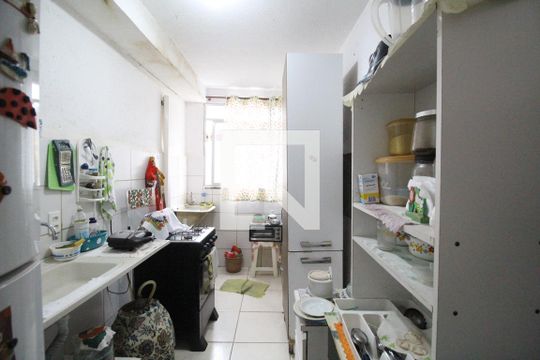 Cozinha de apartamento à venda com 2 quartos, 35m² em Jacarepaguá, Rio de Janeiro