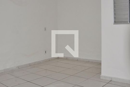 Quarto de casa para alugar com 1 quarto, 60m² em Vila Zulmira, São Paulo