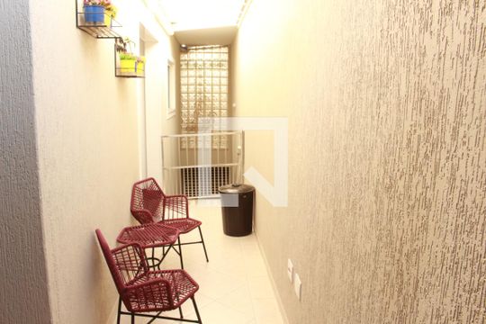 Corredor de casa à venda com 3 quartos, 250m² em Vila Dom Pedro Ii, São Paulo