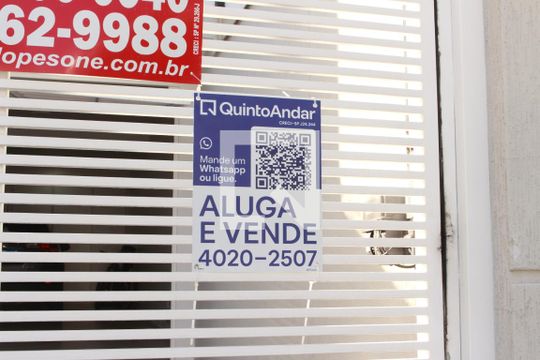 Fachada de casa à venda com 3 quartos, 250m² em Vila Dom Pedro Ii, São Paulo