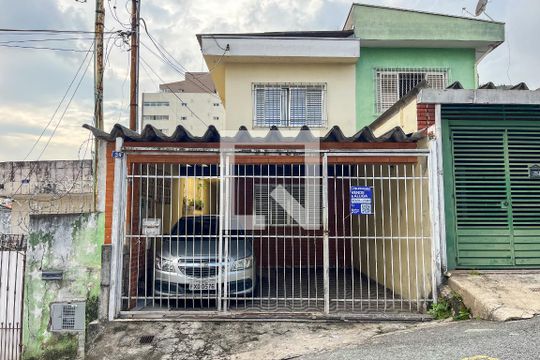 Fachada de casa à venda com 3 quartos, 130m² em Vila Siqueira (zona Norte), São Paulo