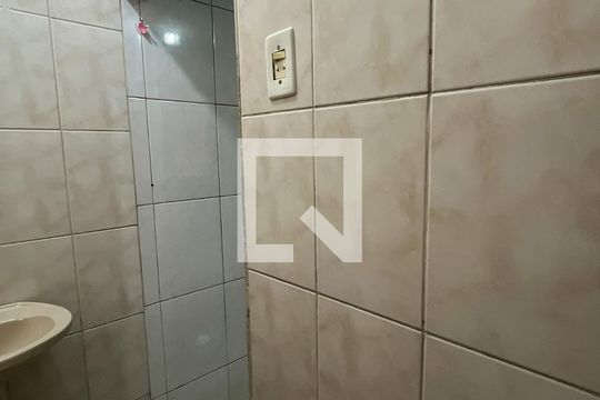 Banheiro de Serviço de casa à venda com 3 quartos, 130m² em Vila Siqueira (zona Norte), São Paulo