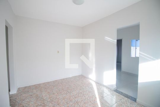 Casa à venda com 2 quartos, 200m² em Colorado, Contagem