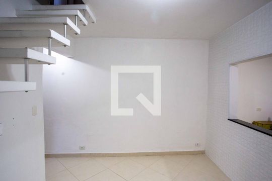 Sala de casa para alugar com 3 quartos, 150m² em Campanário, Diadema
