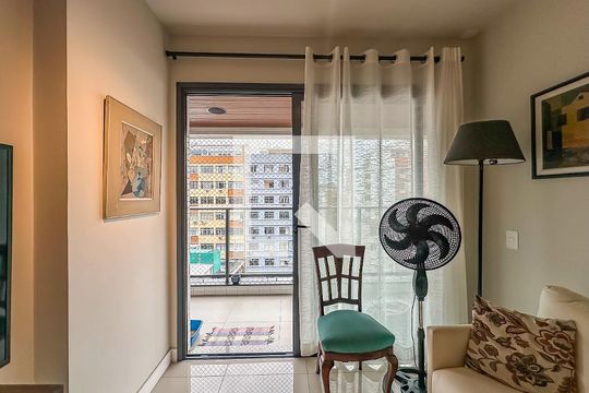 Sala de apartamento à venda com 2 quartos, 74m² em Flamengo, Rio de Janeiro