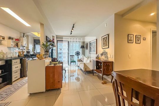 Sala de apartamento à venda com 2 quartos, 74m² em Flamengo, Rio de Janeiro