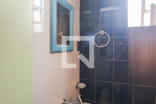 Lavabo de apartamento à venda com 2 quartos, 75m² em Medianeira, Porto Alegre