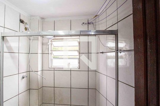 Banheiro de apartamento à venda com 1 quarto, 25m² em Conceição, Diadema